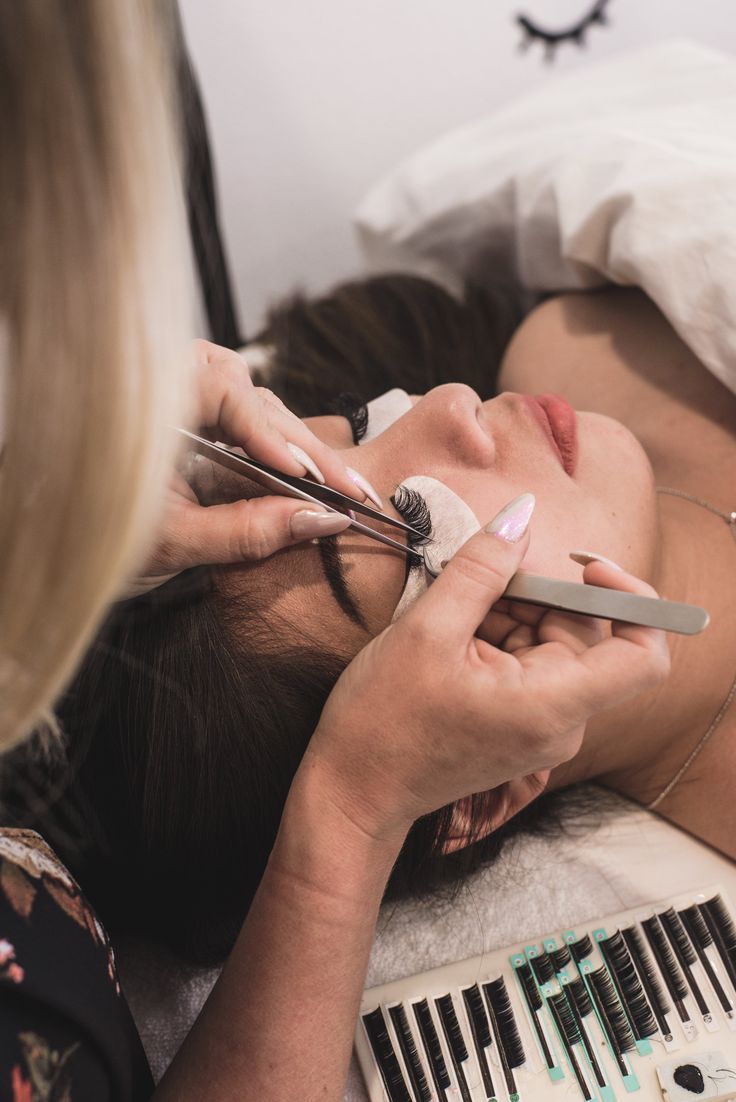 eyelash studio, salon pictures, lash salon (1)